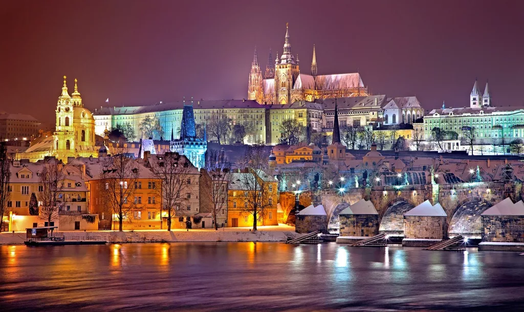 La ciudad de Praga, República Checa. El tercer mejor destino donde viajar en noviembre de 2024.